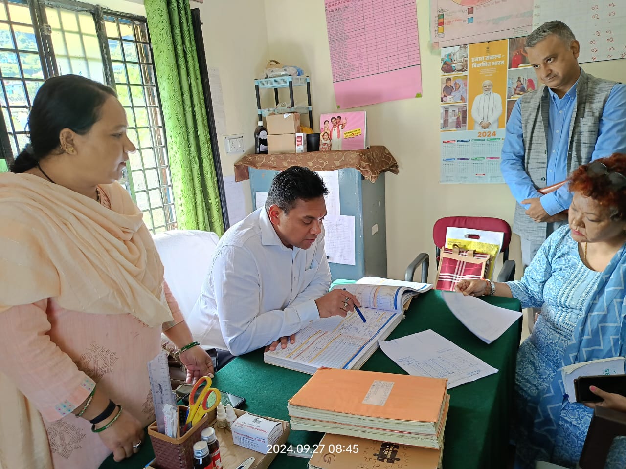 प्रभारी सचिव ने सोनप्रयाग और सीतापुर में चल रहे आपदा कार्यों का किया निरीक्षण